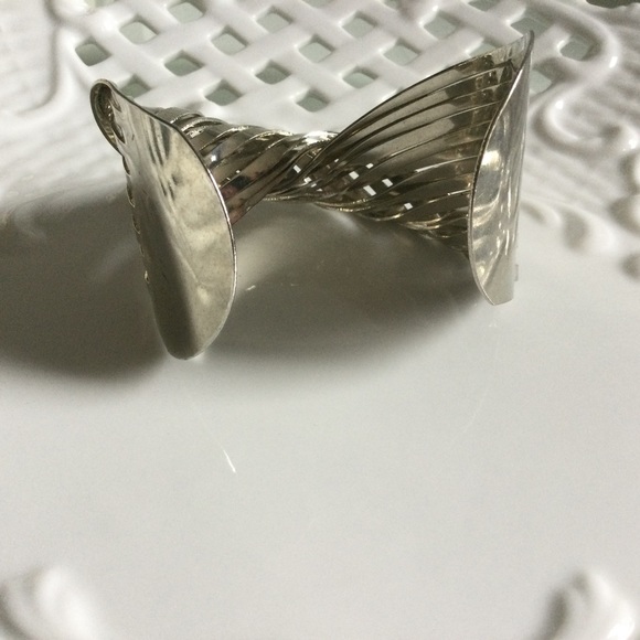 Silver Twist Cuff Bracelet - Picture 4 of 5